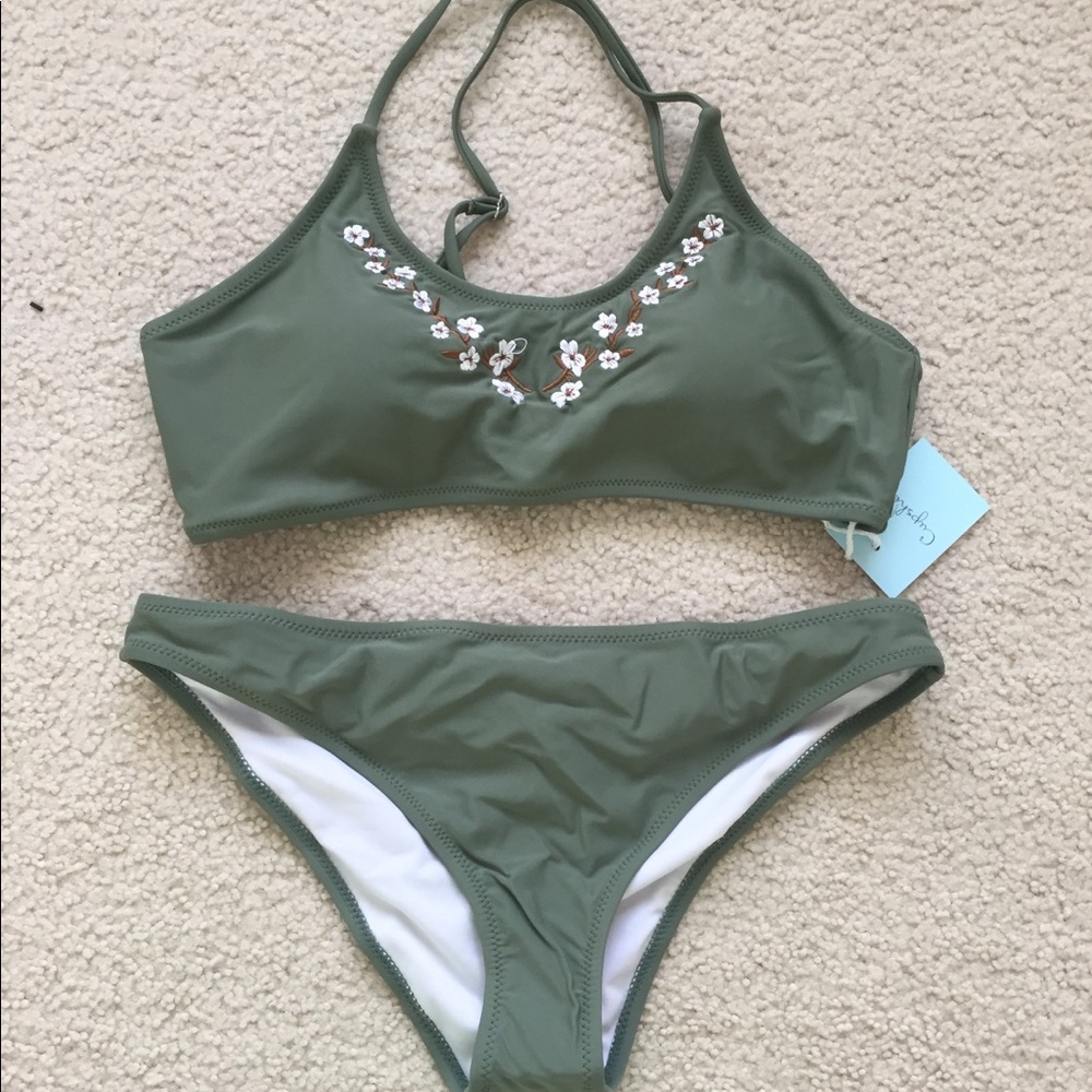 Cupshe bikini set size M